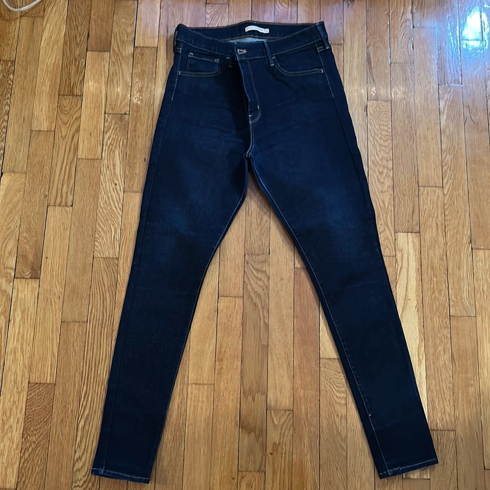 Levi’s 720 Super Skinny Sz 32